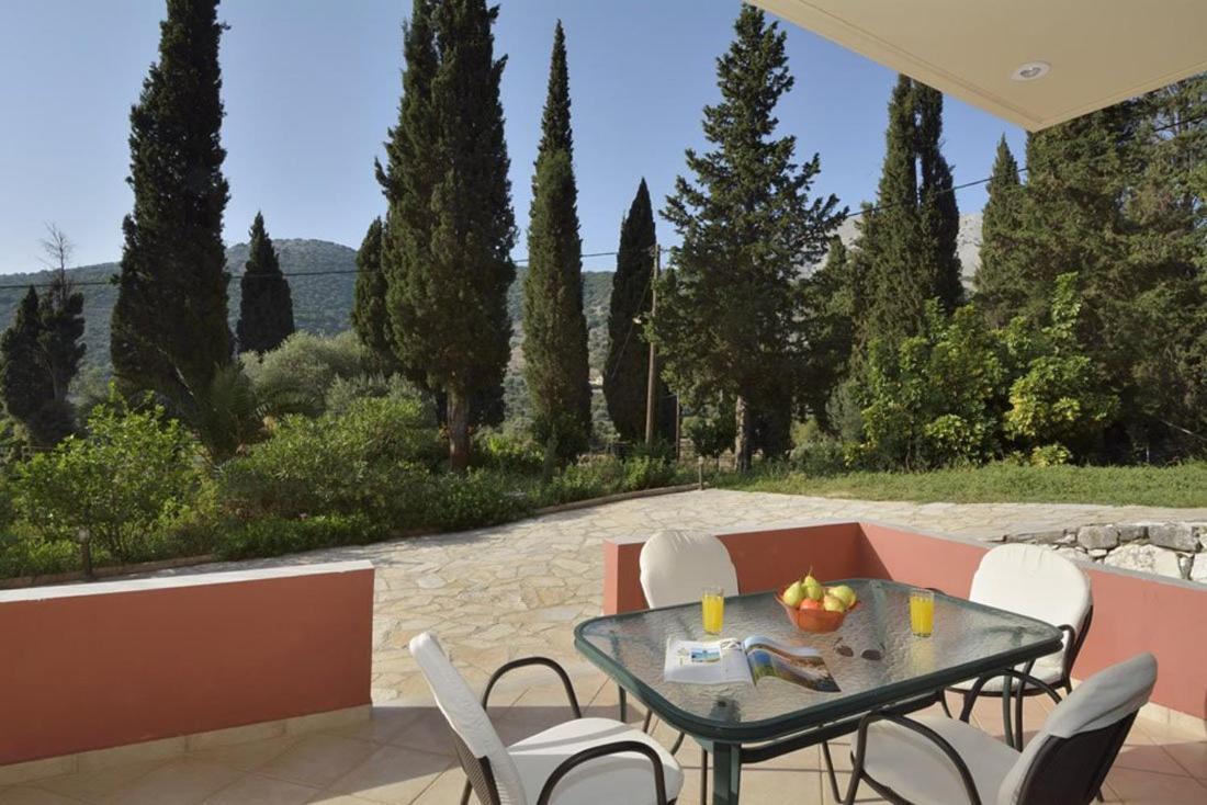 Vivi'S Apartments Agia Efimia Екстер'єр фото