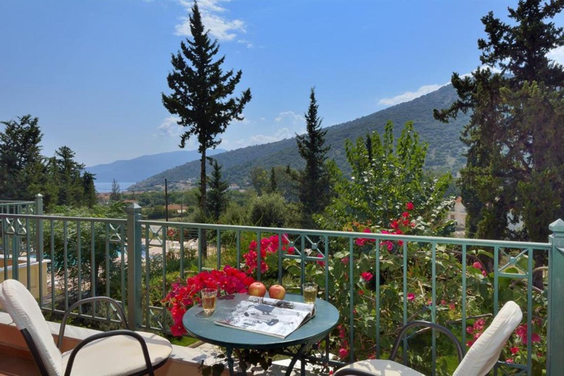 Vivi'S Apartments Agia Efimia Екстер'єр фото