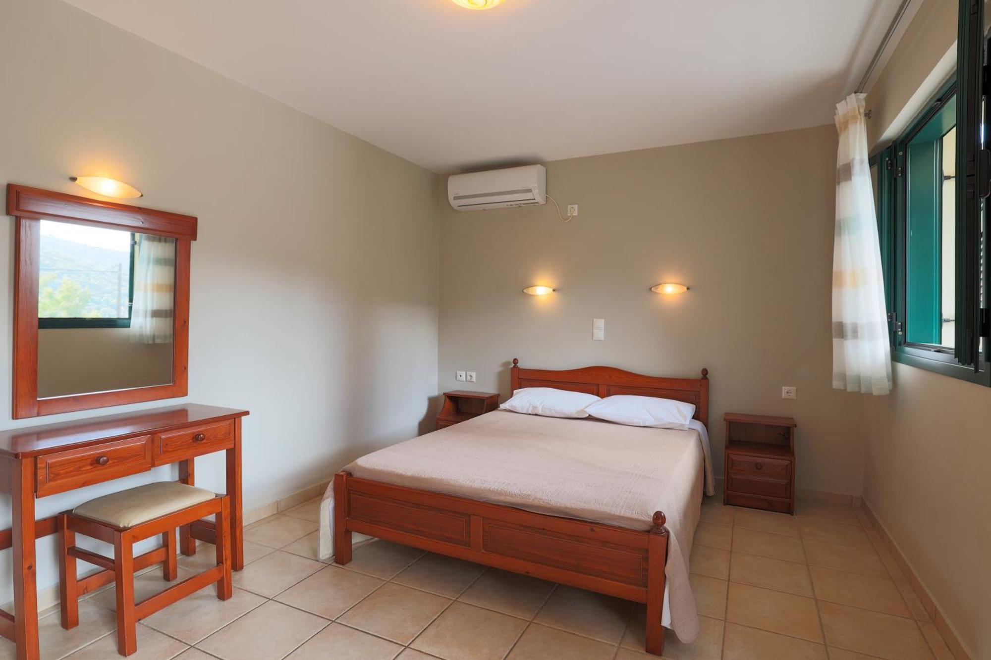 Vivi'S Apartments Agia Efimia Екстер'єр фото
