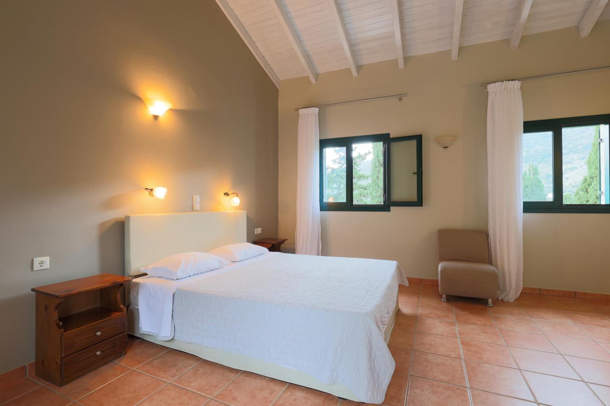 Vivi'S Apartments Agia Efimia Екстер'єр фото